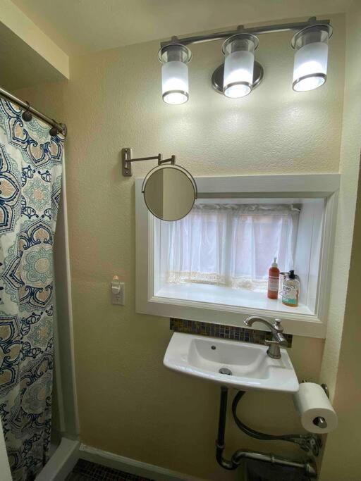 Zootown Bungalow Villa Missoula Bagian luar foto